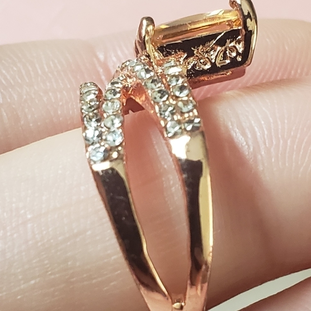 Champagne Crystal Rose Gold Ring Size 7 - Picture 4 of 5